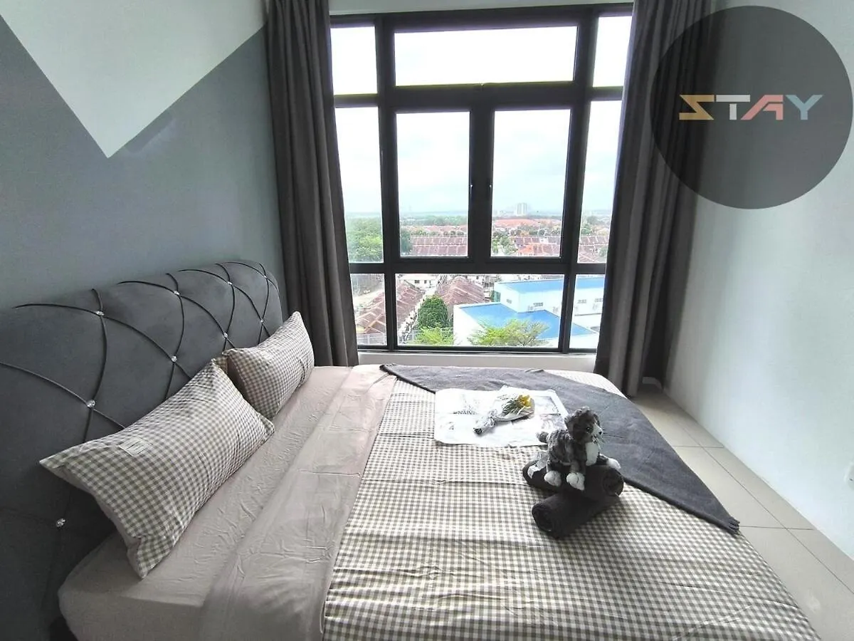 8Scape Pool View Family Suites Netflix By Stay Johor Bahru Apartment